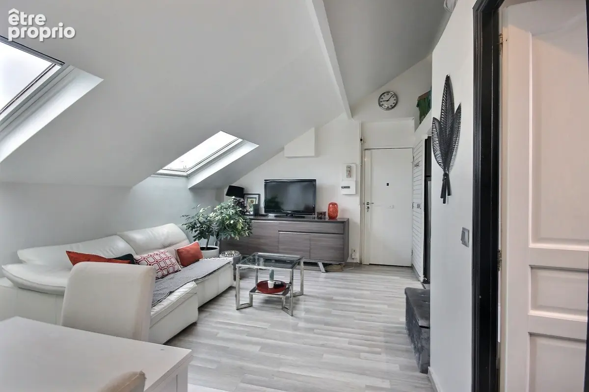 Appartement Courbevoie 3 pièce(s) 34.57 m2 - photo 7