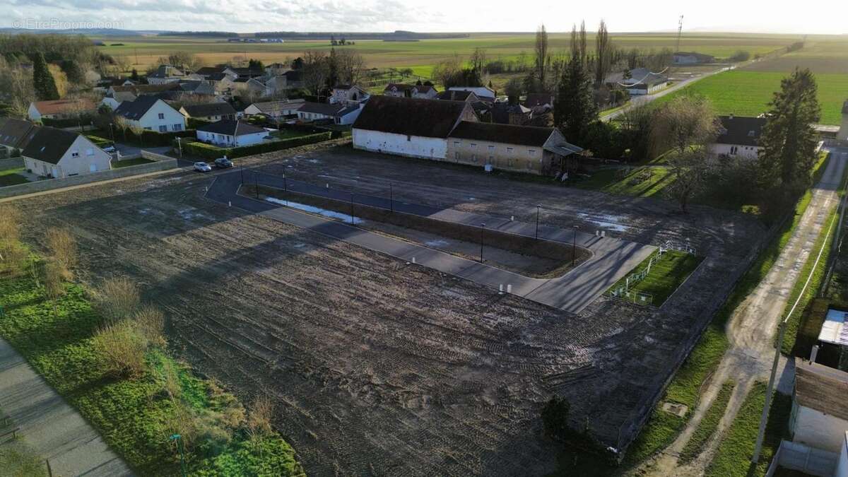 Terrain à WARMERIVILLE