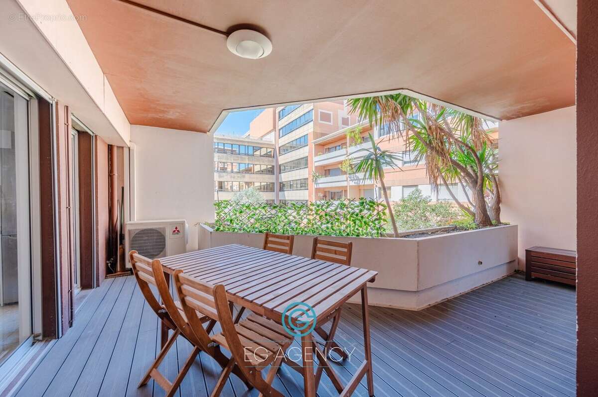 Appartement à MARSEILLE-8E