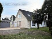 Maison à SAINT-PIERRE-DES-FLEURS