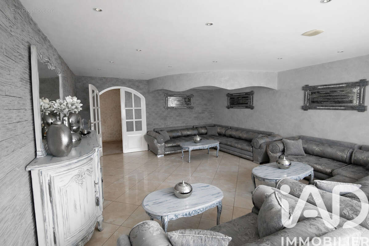 Maison 252 m² à Herblay  - photo 3