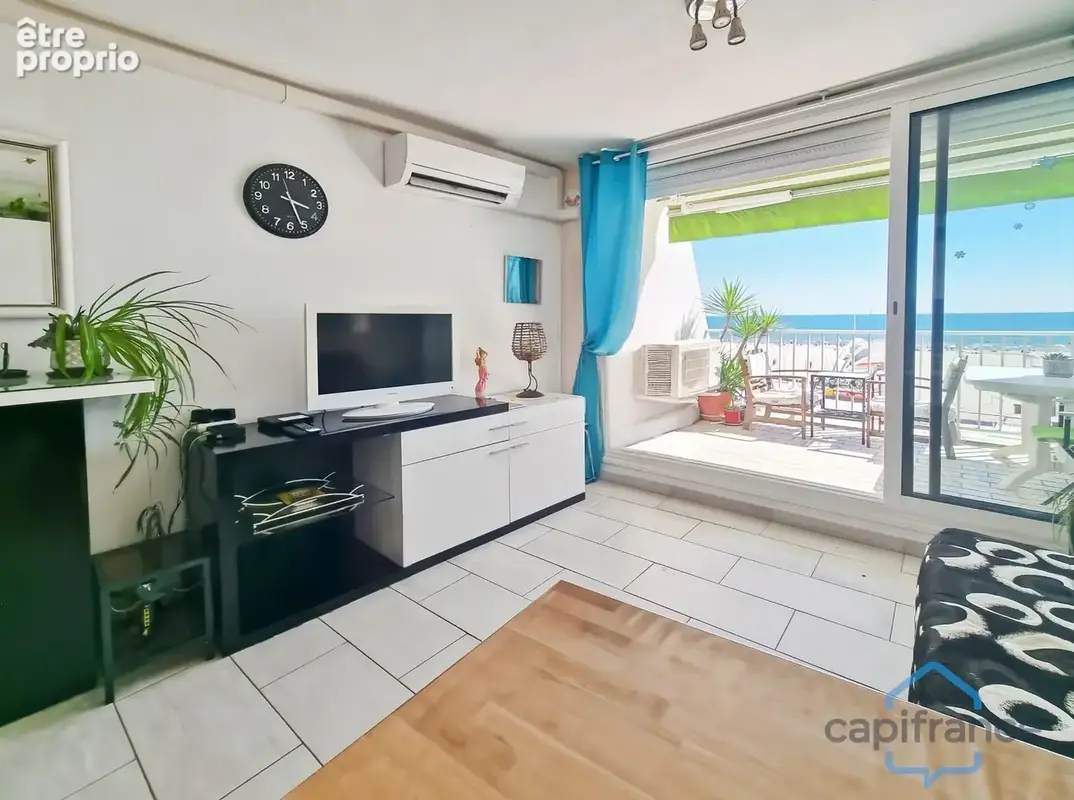Appartement VUE MER en 1ère ligne, traversant et au DERNIER ETAGE - T2 rénové de 40m² + Terrasse - La GRANDE-MOTTE (34) - photo 2