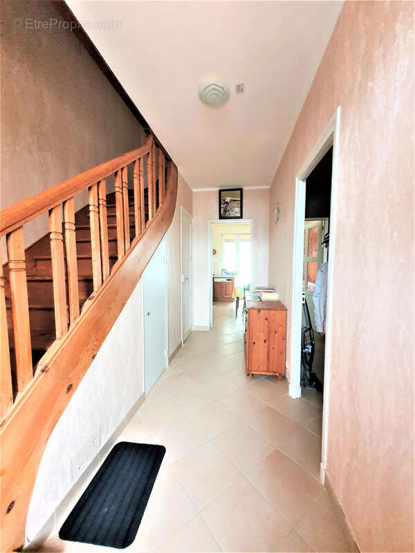 Maison à SAINT-GILLES