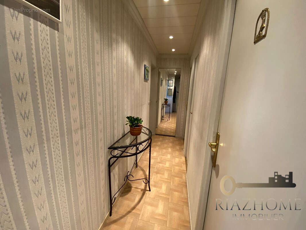 Appartement à LE BOURGET