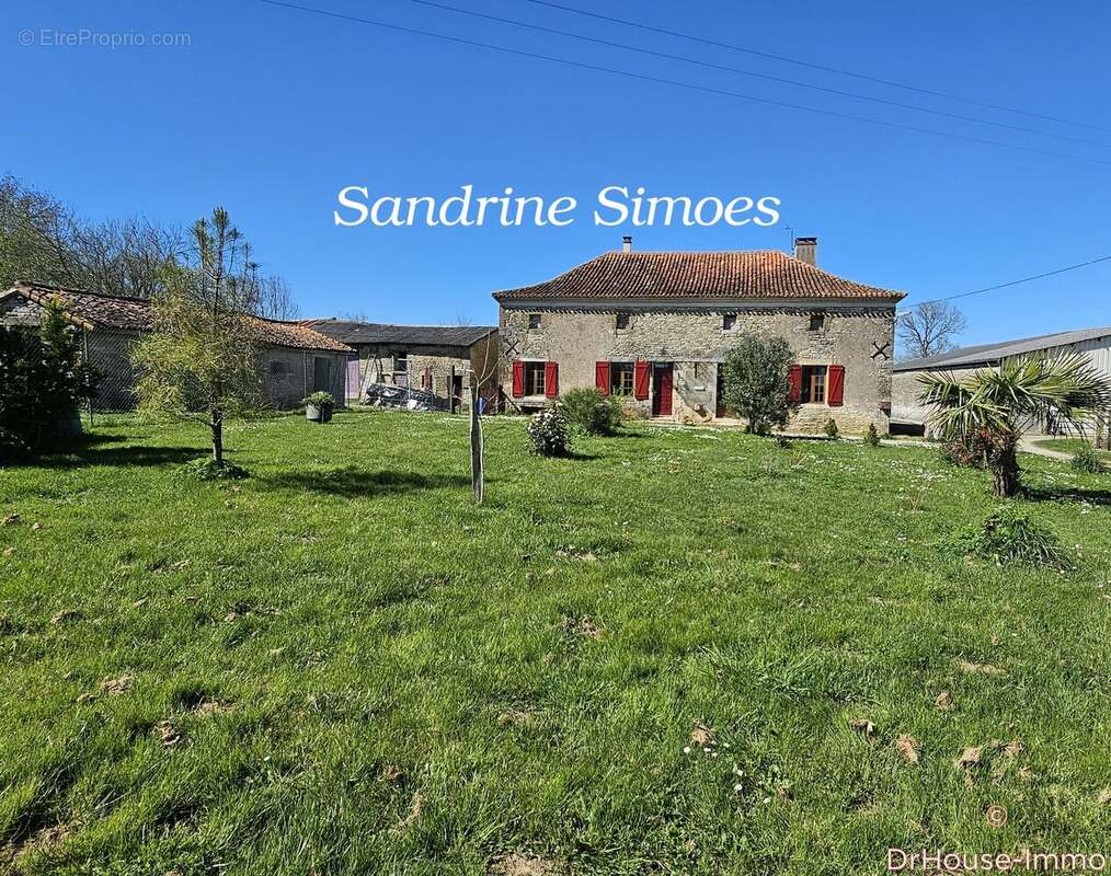 Maison à MAUPREVOIR