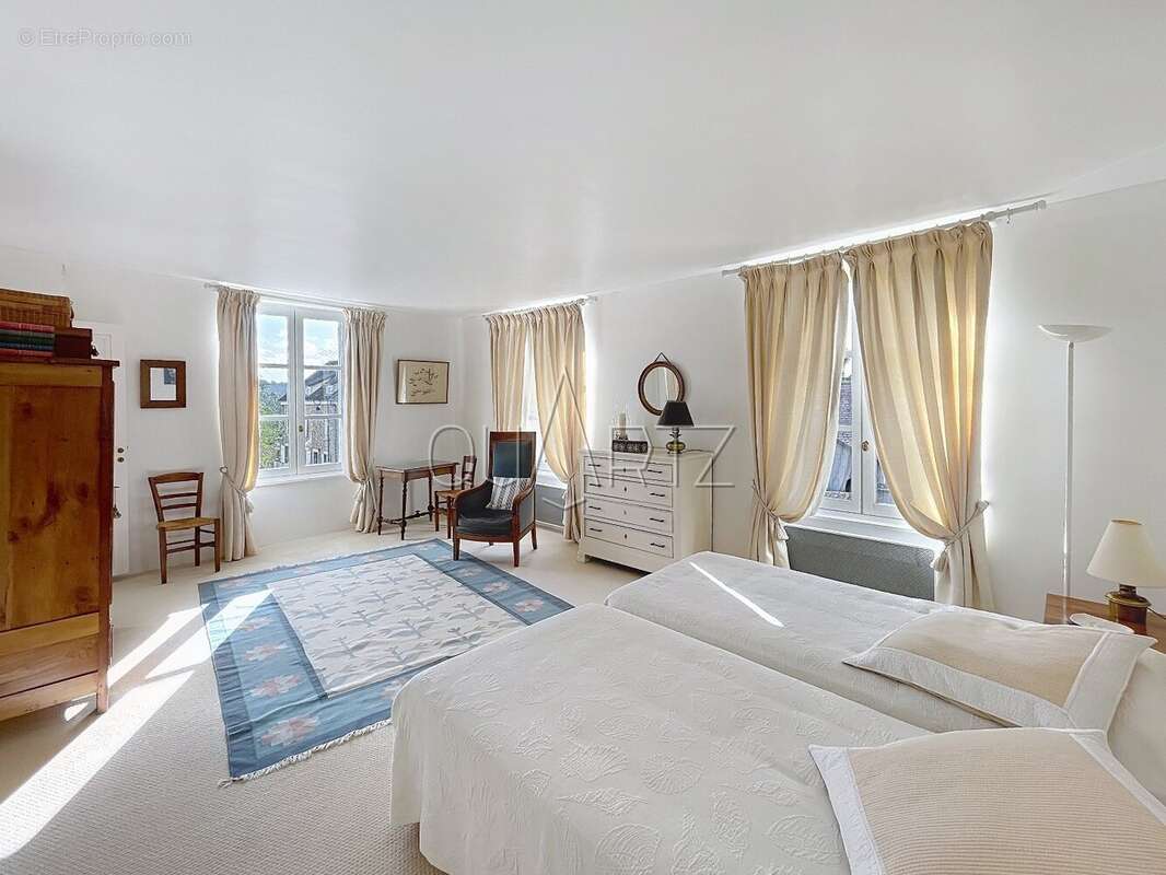 Maison à COURDIMANCHE