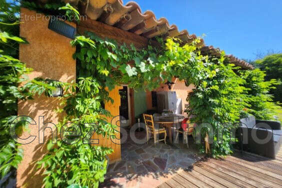 Maison à SAINT-ANTONIN-DU-VAR
