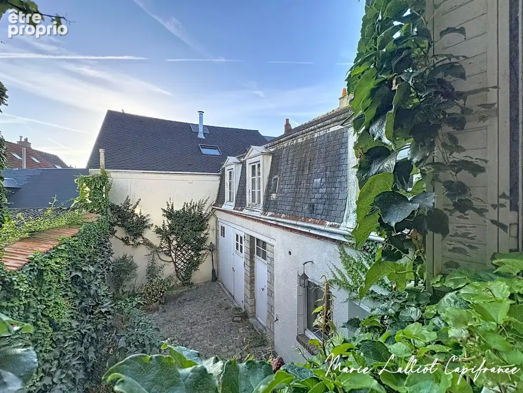 Maison à vendre 9 pièces, Pithiviers Centre, 5 chambres, Petite cour, Logement indépendant - photo 3
