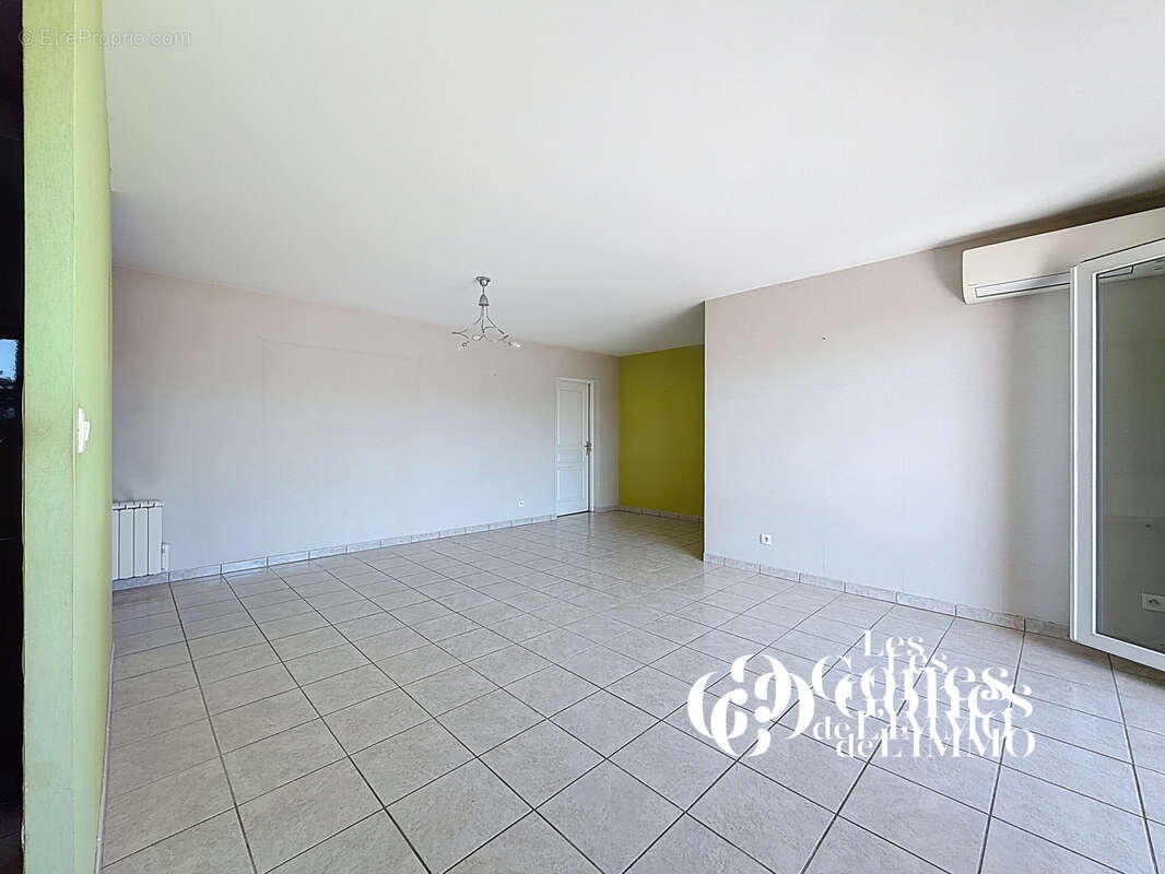 Appartement à CRAPONNE