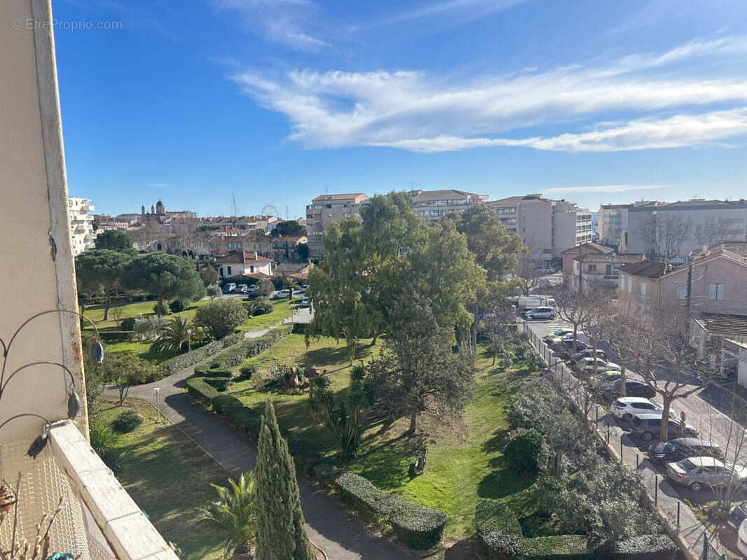 Autre à FREJUS
