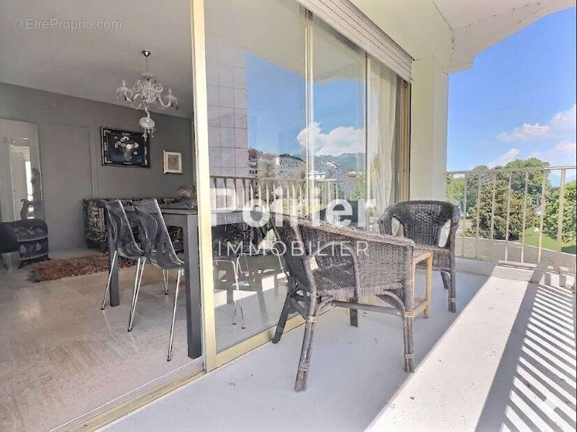 Appartement à EVIAN-LES-BAINS
