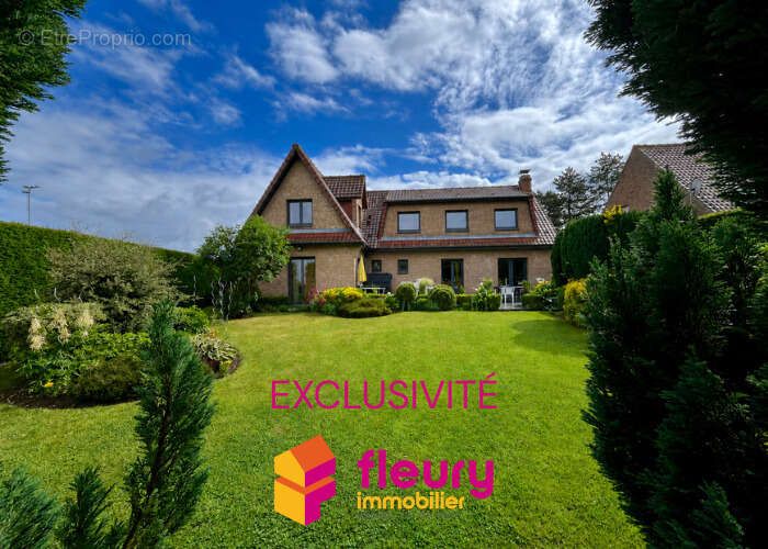 Maison à ESQUELBECQ