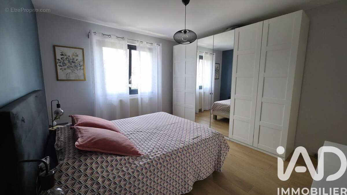 Maison 141 m² à Veauche  - photo 9
