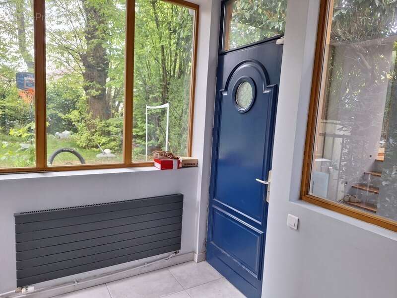 Maison à LA CELLE-SAINT-CLOUD