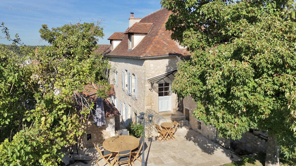 Maison à ANGLES-SUR-L&#039;ANGLIN