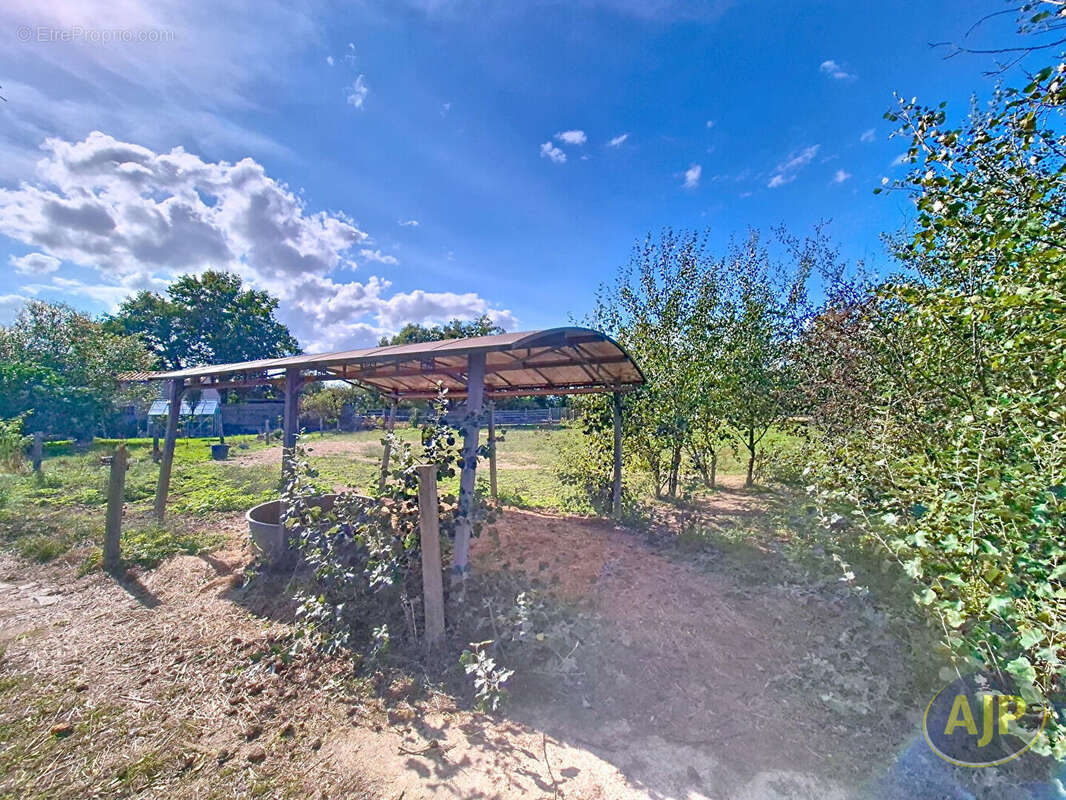 Maison à BAZOGES-EN-PAILLERS