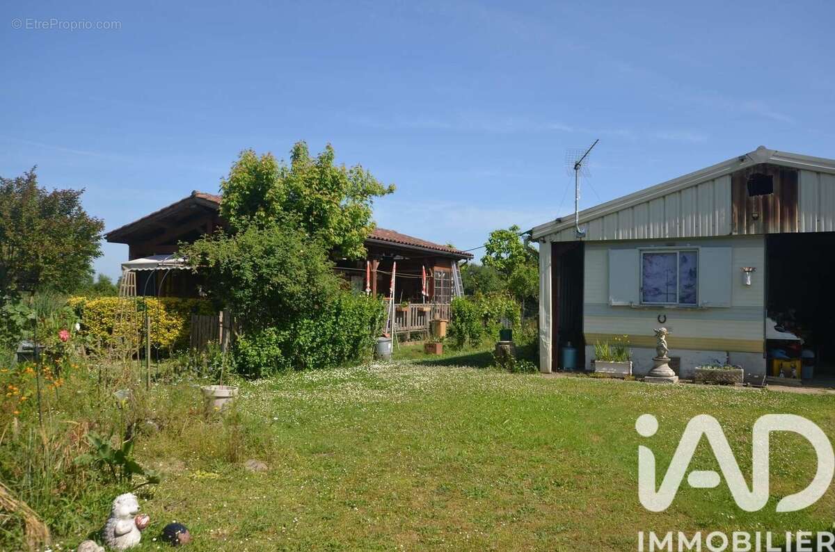 Photo 3 - Terrain à RISCLE