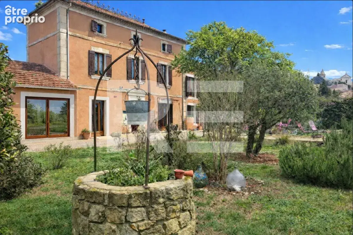 Maison de maître de 271m2 au pied du mont ventoux - photo 1
