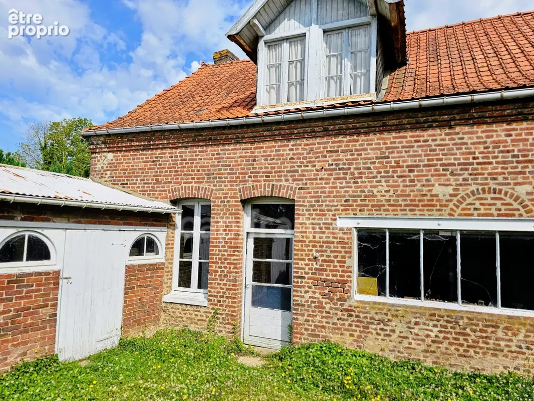 À VENDRE BÂTISSE EN BRIQUE À RENOVER d'environs 130 m² avec dépendances à Friville-Escarbotin 80 - photo 3