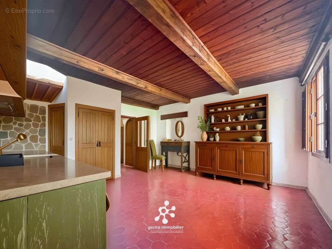 Appartement à ENTREVAUX