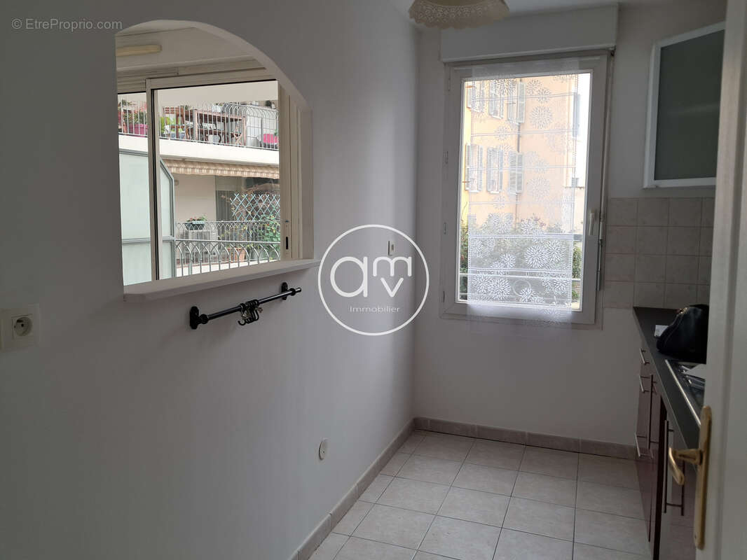 Appartement à HYERES