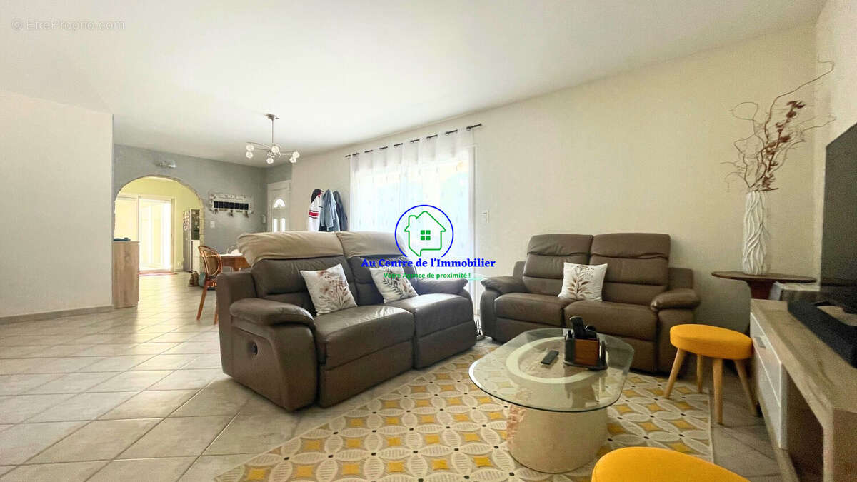 Maison 240 m² à Sainte-Livrade-Sur-Lot  - photo 7