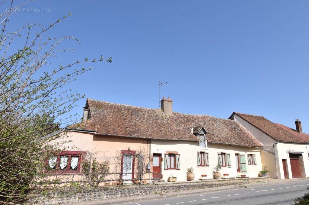 Maison à SURY-ES-BOIS