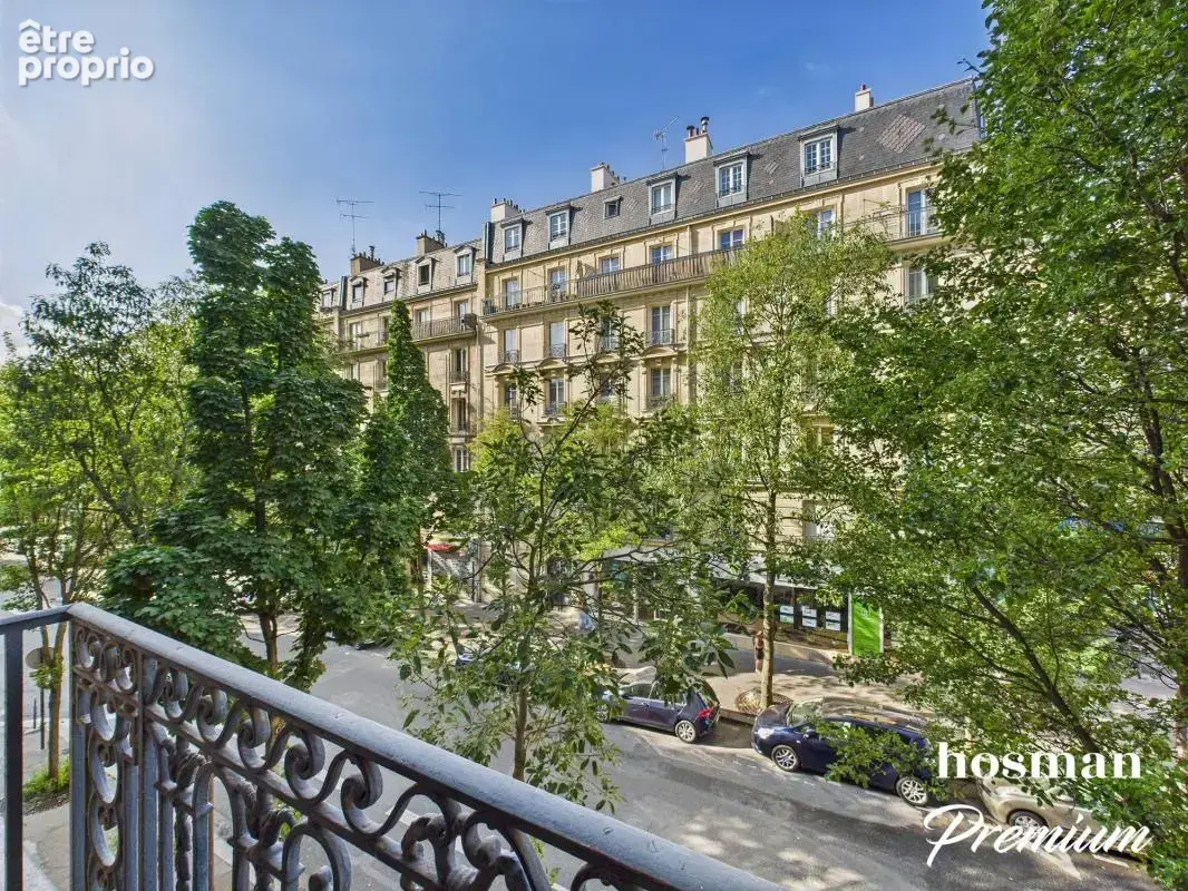 Beau 4 pièces Haussmannien de 99 m2 - Profession libérale - Traversant, charme de l'ancien, lumineux - Rue Ordener, Paris 18ème - photo 2