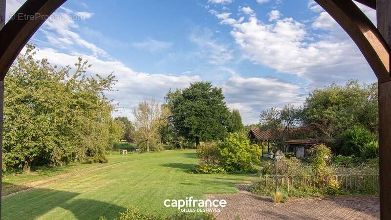 Maison à CHATILLON-SUR-CHALARONNE