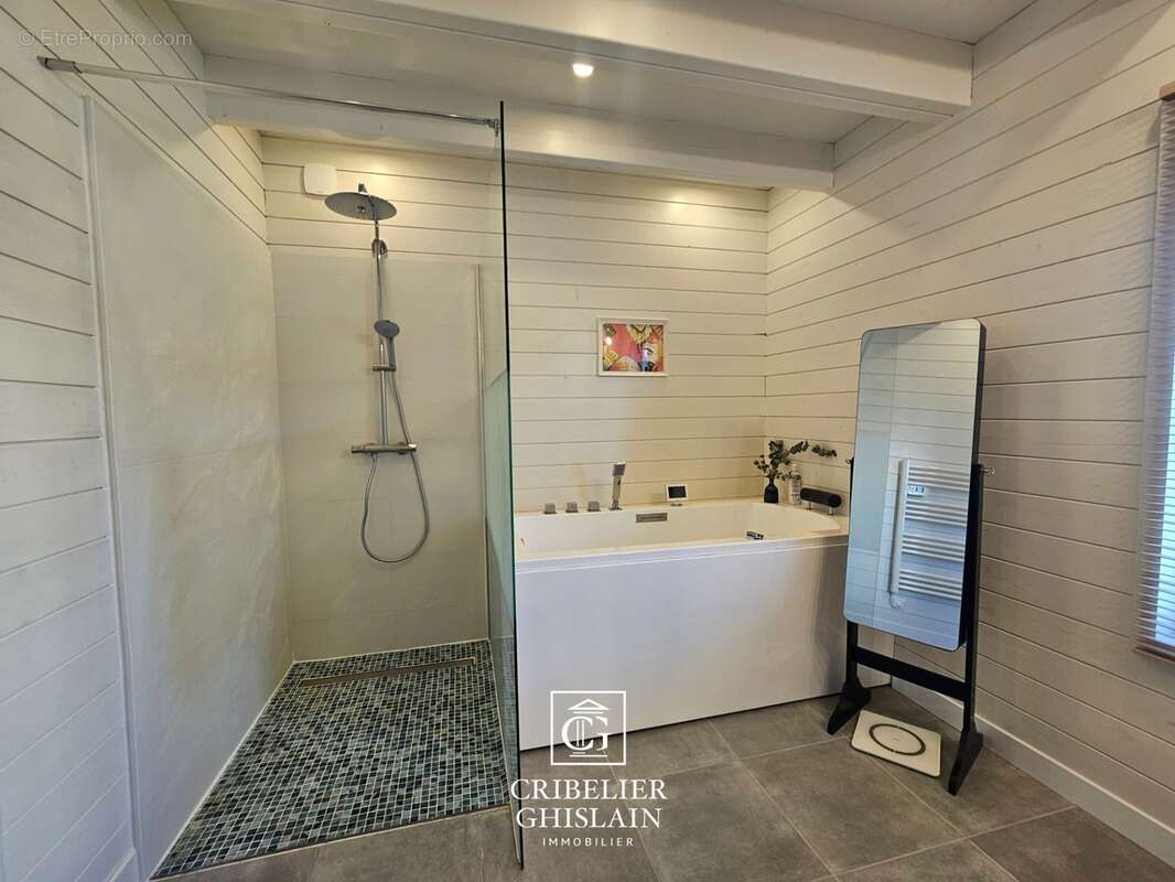 Maison de 135 m² + dépendance 17 M2 – Jardin intime – Terrasse plein sud – Vertou La Bourrelière - photo 15