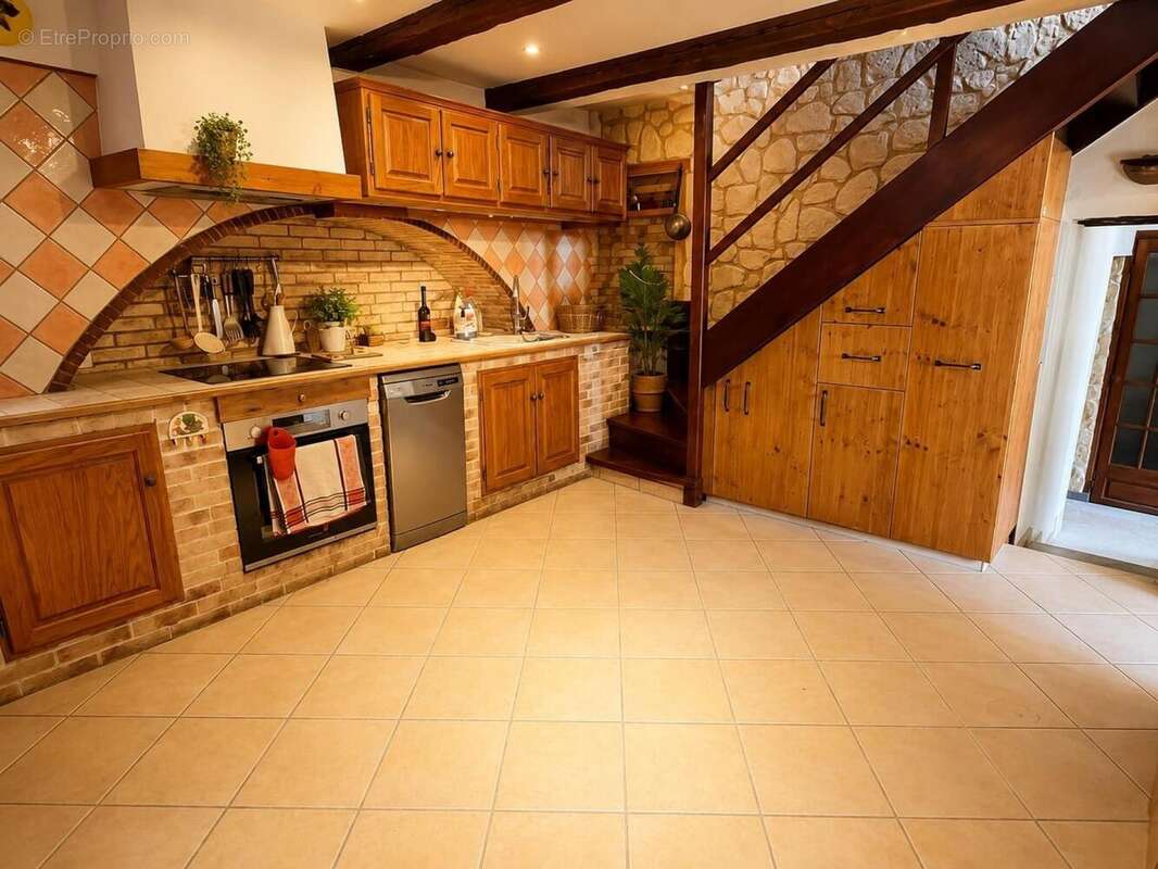 Photo 6 - Appartement à BERRE-LES-ALPES
