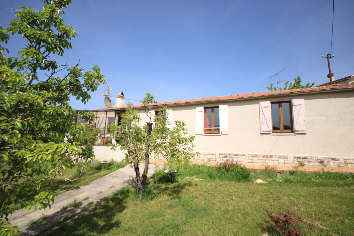 Maison à LAROQUE-D'OLMES