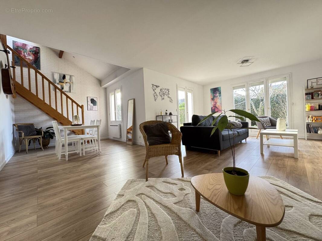 Maison à SAINT-GERMAIN-LES-CORBEIL