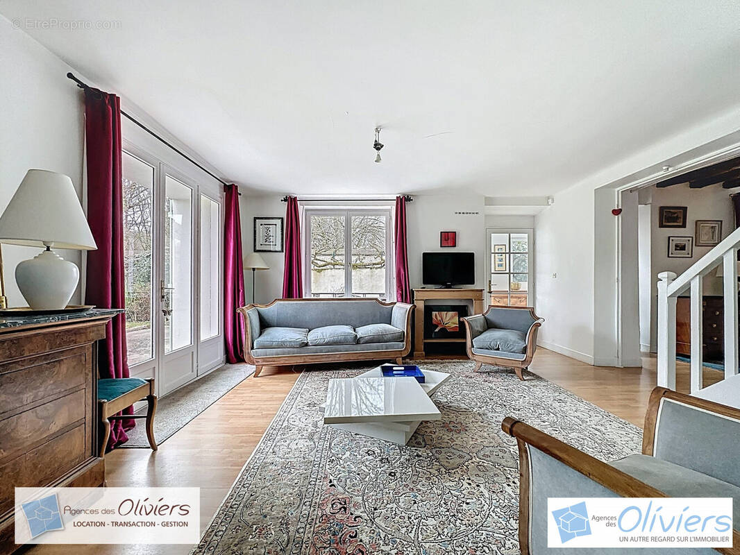 Maison à MONTIGNY-LE-BRETONNEUX