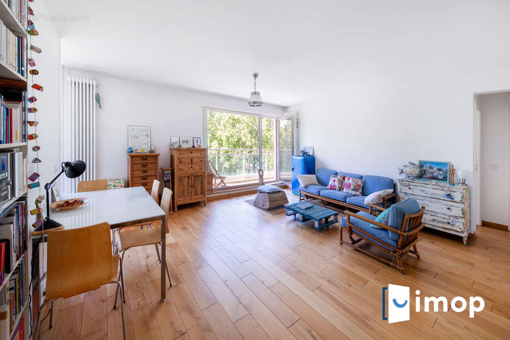 Appartement à PARIS-19E