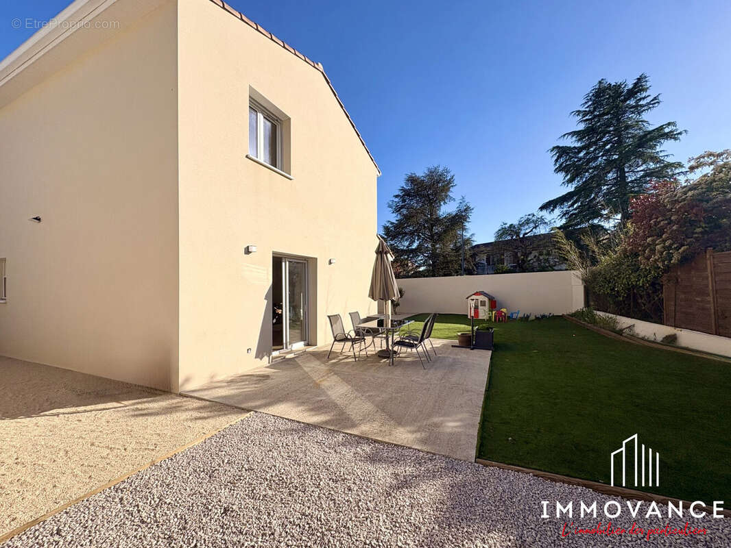 Maison 98 m² à Les Matelles  - photo 9