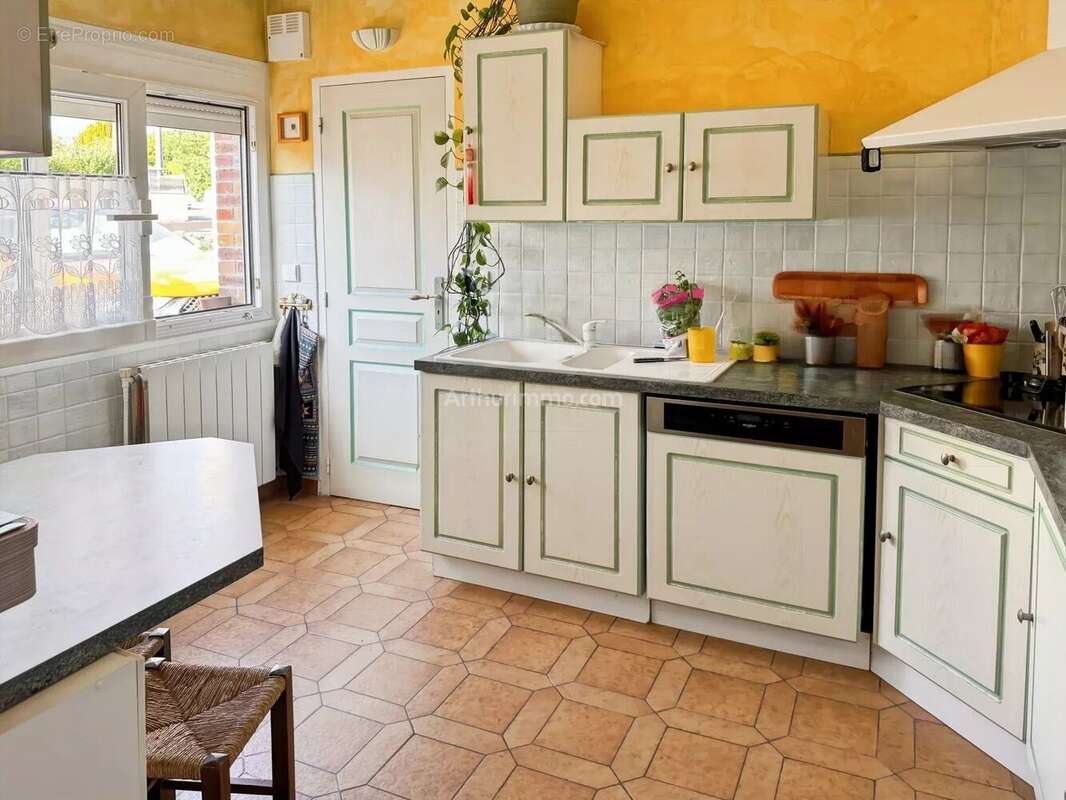 Maison à THORIGNY-SUR-MARNE