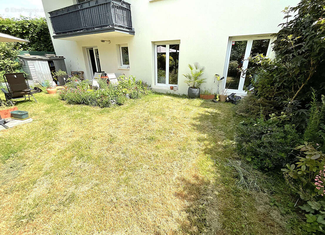 Appartement à MONTIGNY-LE-BRETONNEUX