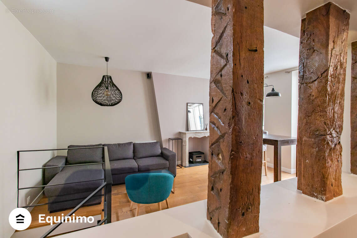Duplex de 3 pièces de 72m2, calme et en très bon état général, situé rue Gustave Goublier - photo 2