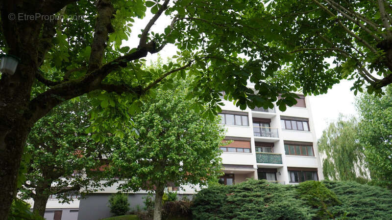 Appartement à NOISY-LE-ROI