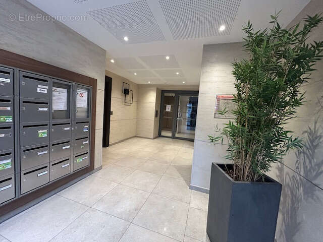 Appartement à SAINTE-GENEVIEVE-DES-BOIS
