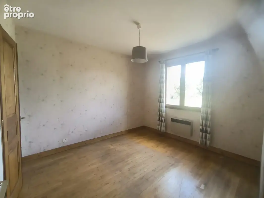 Maison de plain-pied avec vaste hangar   La Chapelle-Auzac 46 - photo 7