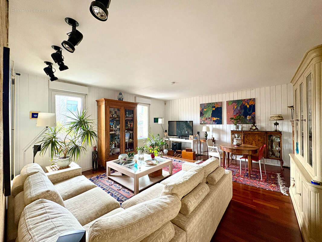 Commerce à BORDEAUX