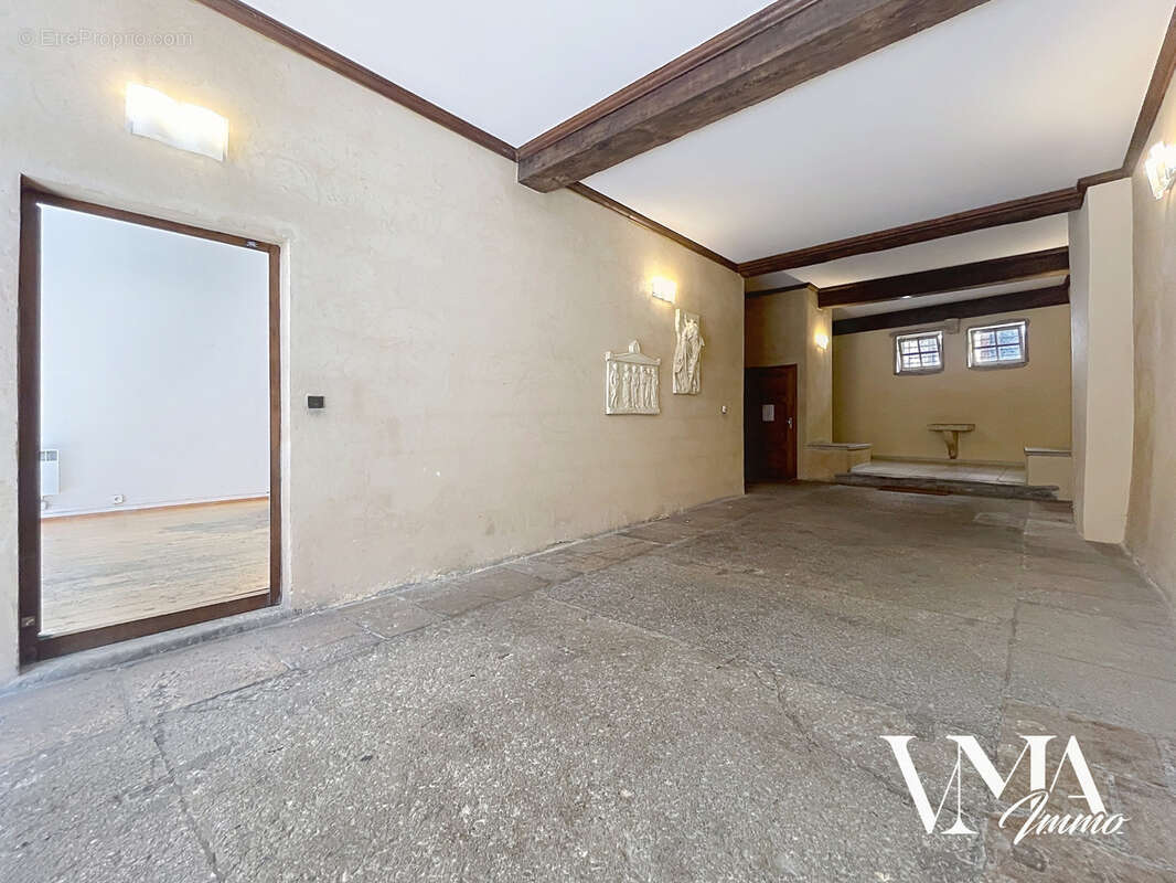 EXCLUSIVITÉ / Local en double destination de 31 m2 - photo 7