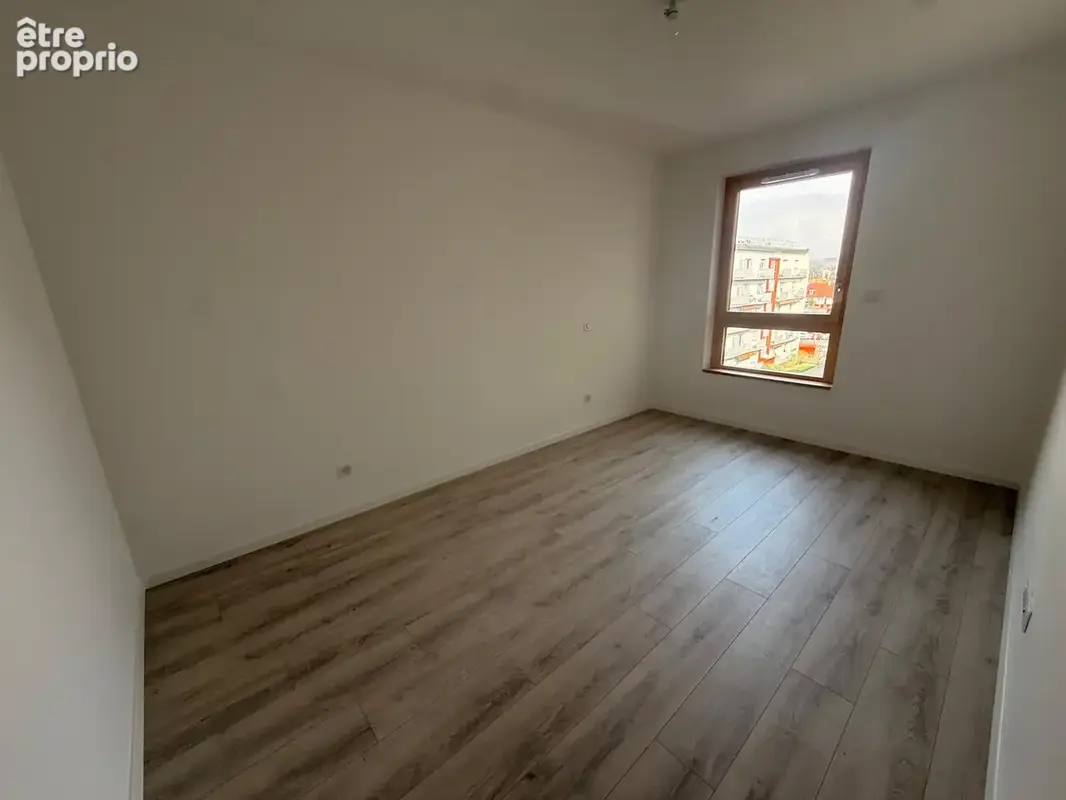 F3 lumineux avec balcon, cave et garage   62,56 m2 à Saint-Louis - photo 5