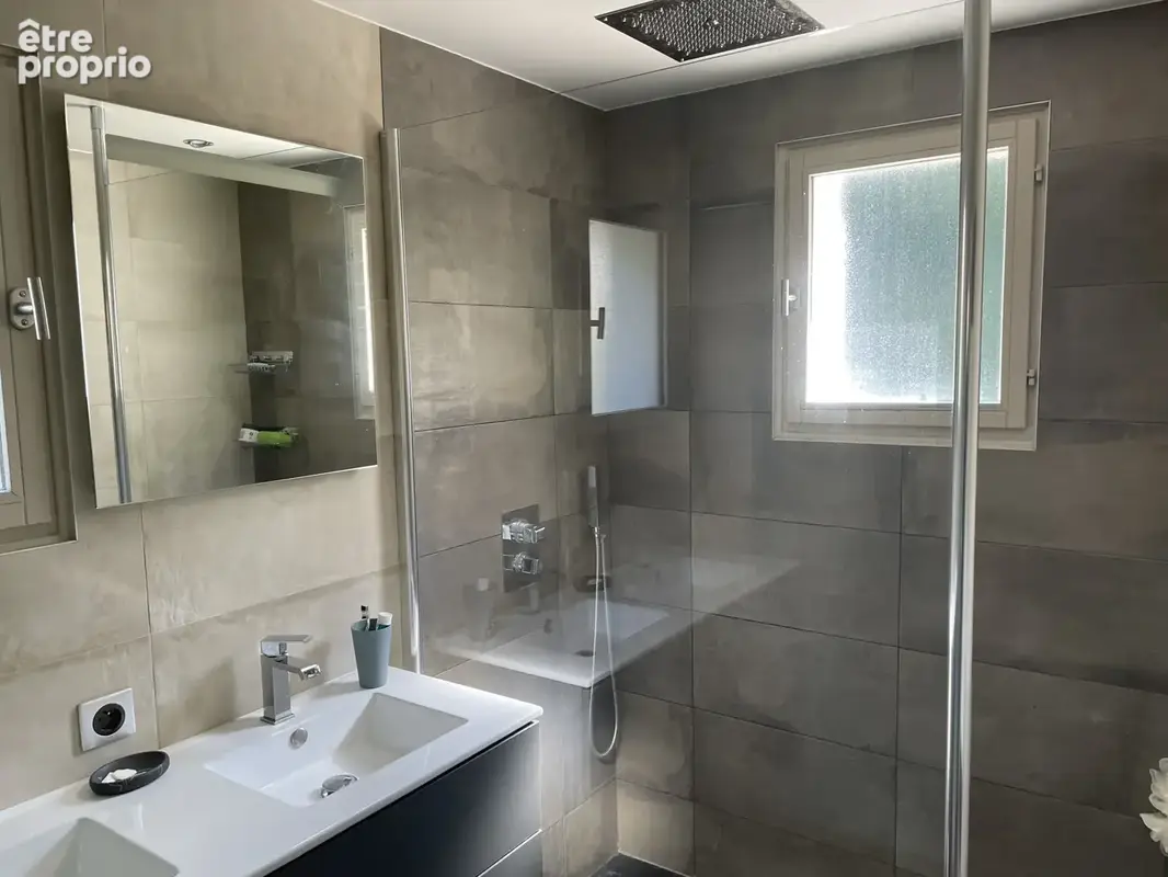 Immobilier de prestige : maison avec terrasse en vente à Annecy - photo 6