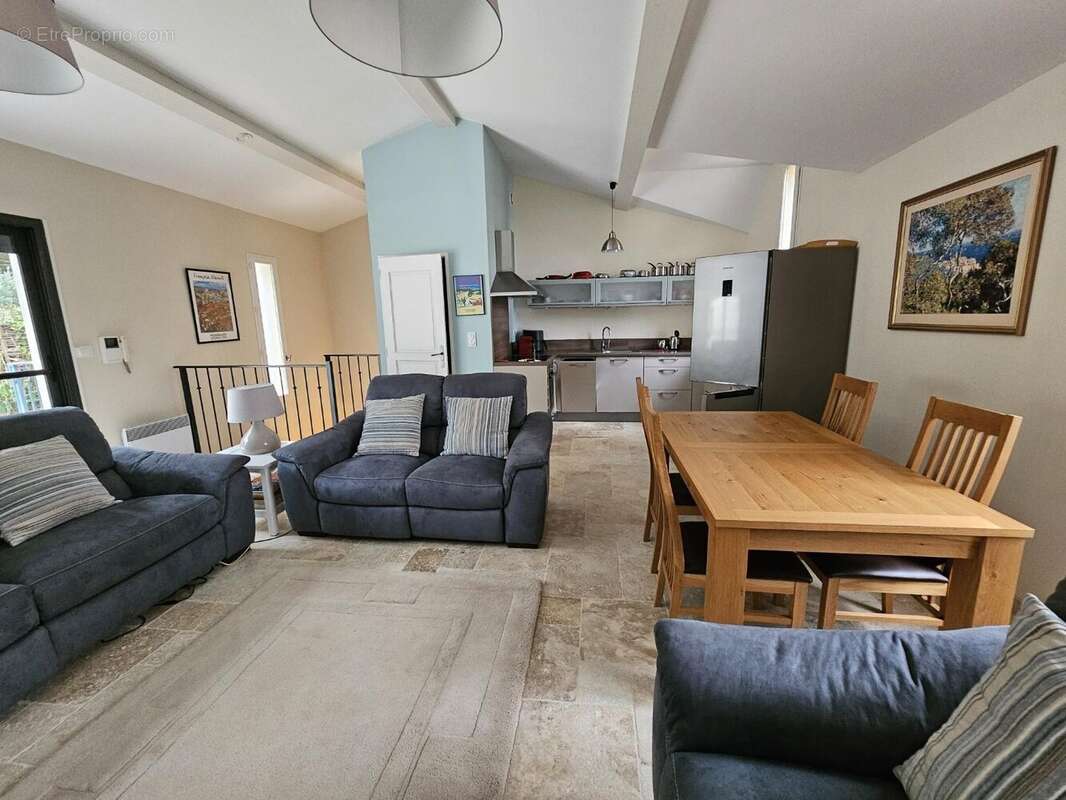 Maison à LEZIGNAN-LA-CEBE