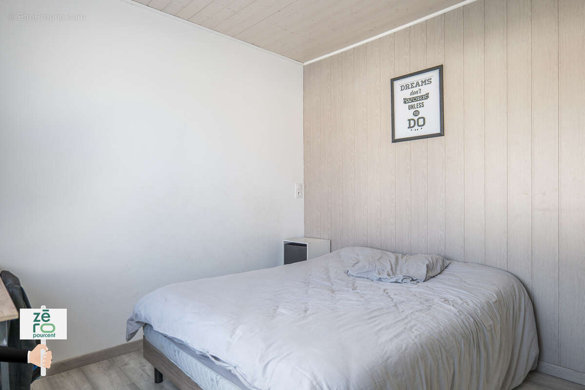 Maison à CHATEAUNEUF