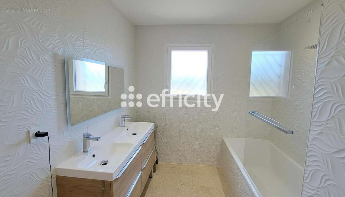 Maison 150 m² à Artigueloutan  - photo 16