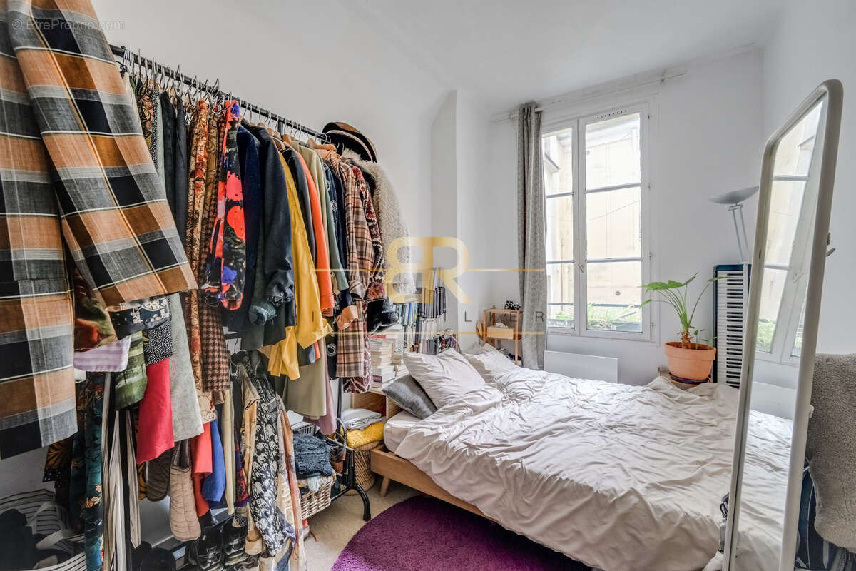 Appartement à PARIS-2E